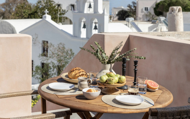 Frescoes Luxury Suites