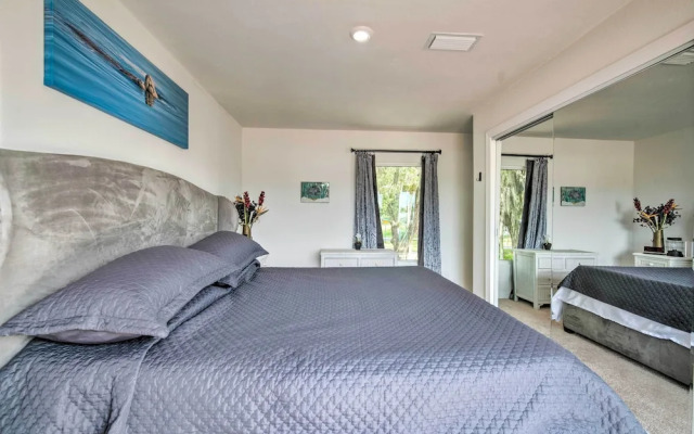 Newly Remodeled Gem on Homosassa River Canal!