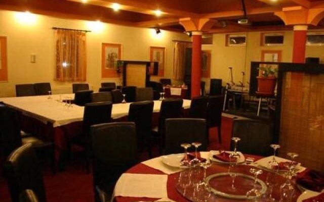 Hotel Grand