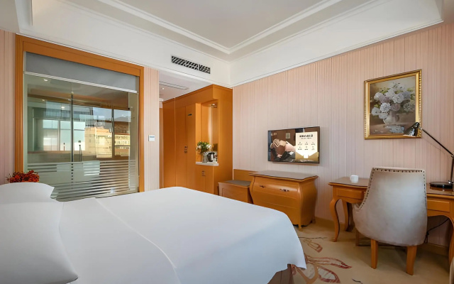 Vienna International Hotel (Shenzhen Airport Hangcheng)