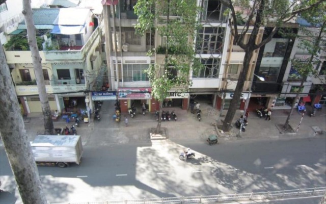 Hanh Long 1 Hotel
