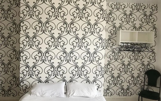 Victoria Hotel