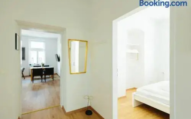 The newPAST Apartment