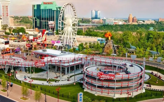 Residence & Conference Centre - Welland