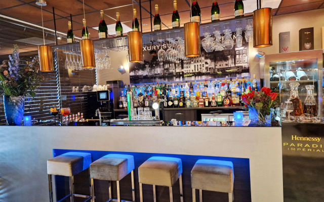 Luxury Suites Amsterdam - Member of Warwick Hotels