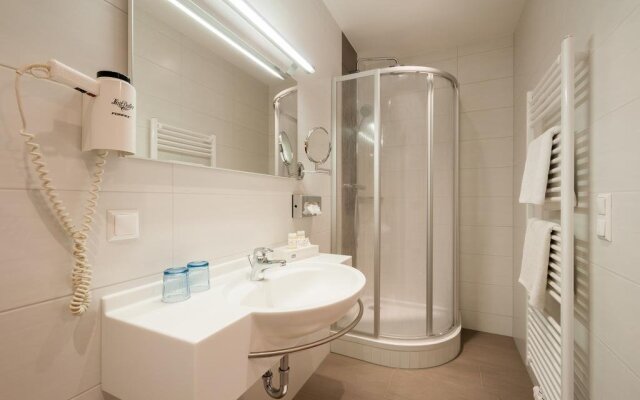 Hotel Landhof Simeter
