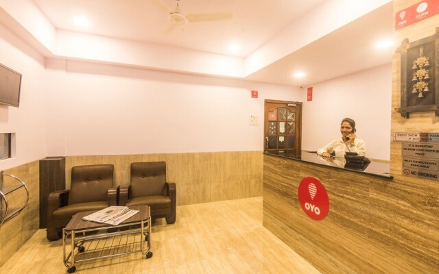 OYO Flagship 573 Chakala Sahar Road