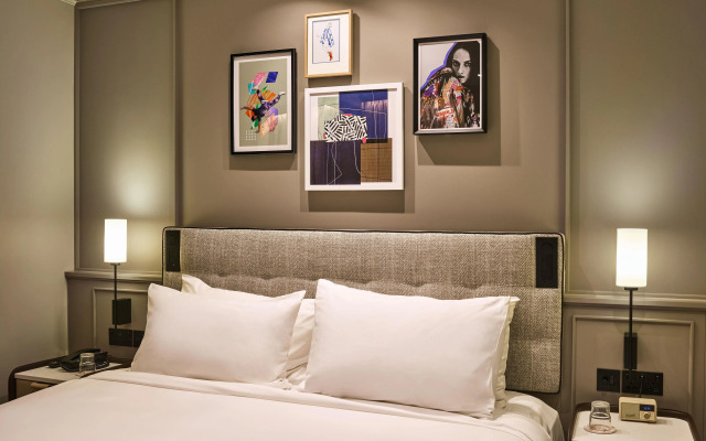 Отель Radisson Blu, London Bond Street