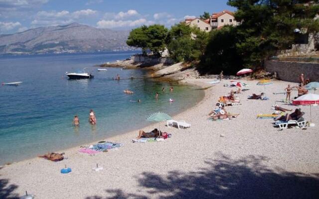 Apartment Soni - with barbecue; A2 Postira, Island Brac