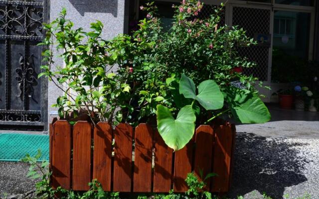 East of love homestay