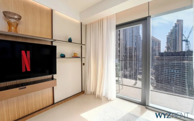 Posh 2 BR in Address Opera Mall Access