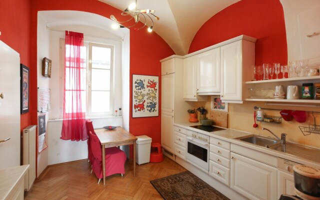 13th Century Apartment