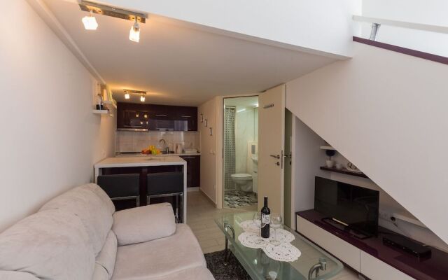 Studio Adriatic View