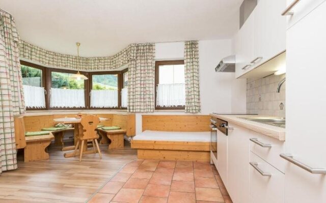 Apartments-Pension Chiara