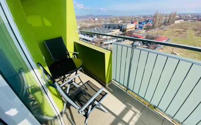Oradea Gray Apartment