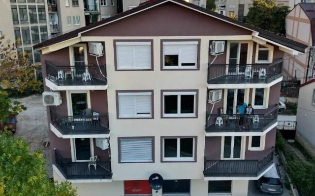 Xxl Apartament City Centar 1