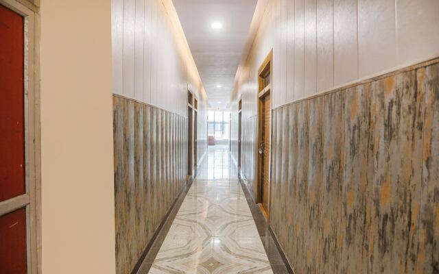 Fabhotel Moon Gaze Inn