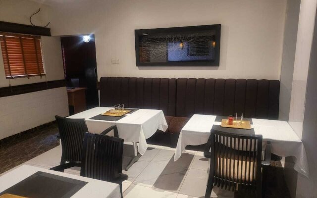 New Land Luxury Hotel