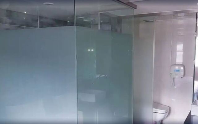 Cube Hotel