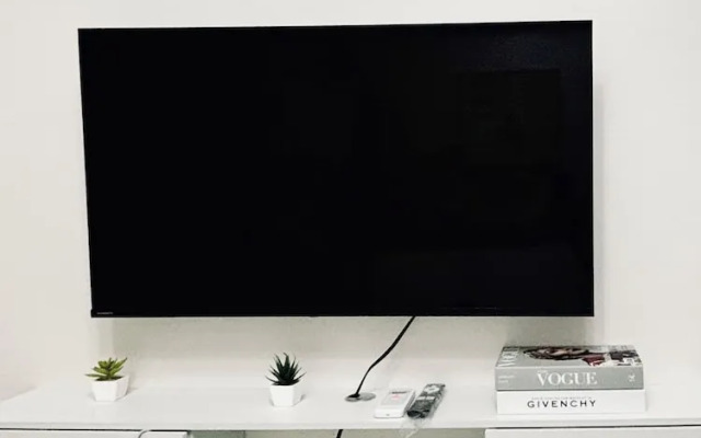 Snug Retreat With Cozy Vibes