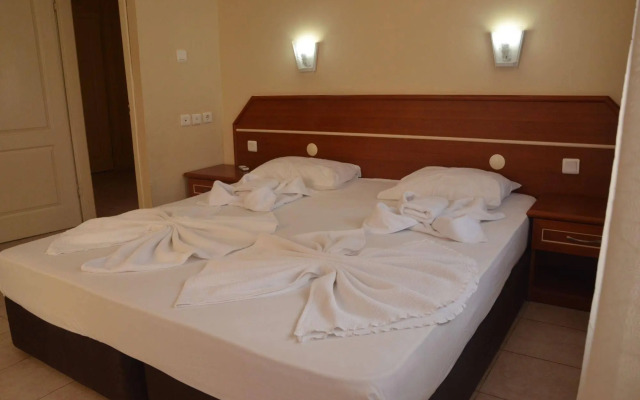 Twin Apart Hotel