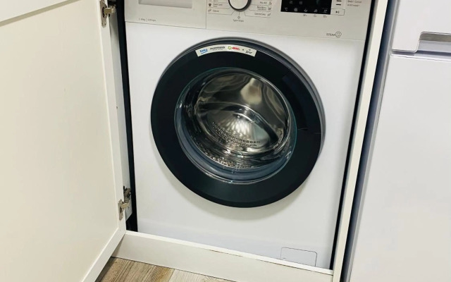 Babylon Park Apartment