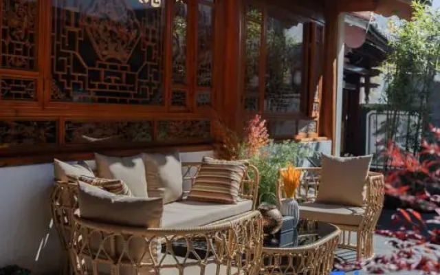 Yuanli Shuxia Homestay (Lijiang Ancient City South Gate Branch)