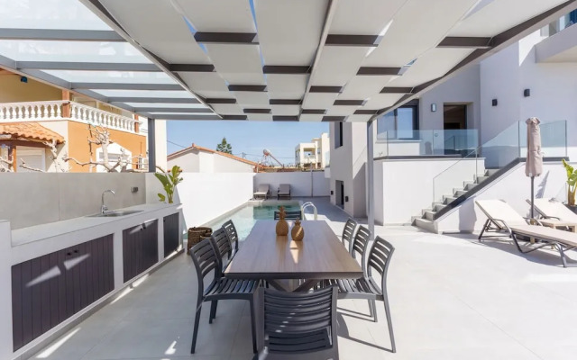 Villa Aelia - With Private Pool and Sauna