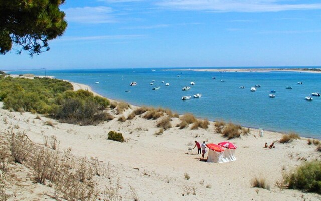 House With one Bedroom in Huelva, Nuevo Portil, With Shared Pool, Enclosed Garden and Wifi Near the Beach
