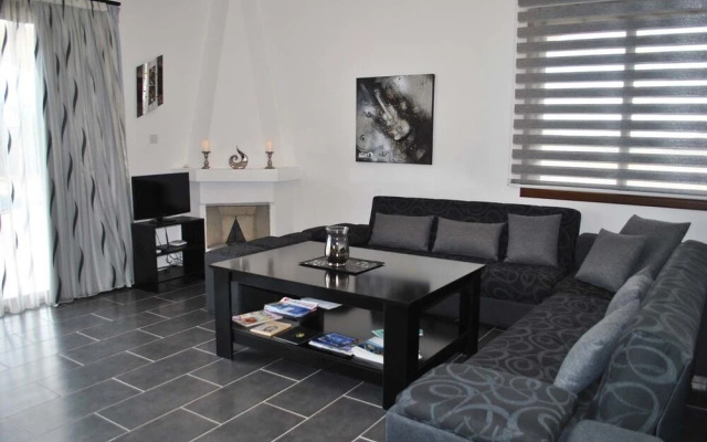 Villa Juliet by Amy Villas