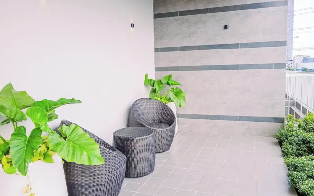 Best Deal Studio Pacific Garden Apartment Alam Sutera
