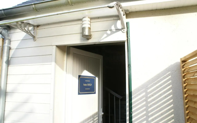 Suite Gold