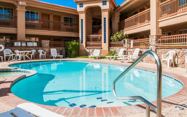 Quality Inn & Suites Las Cruces - University Area