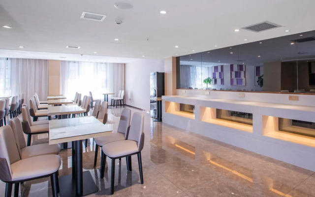 Lavande Hotels（Changde Lixian Branch）