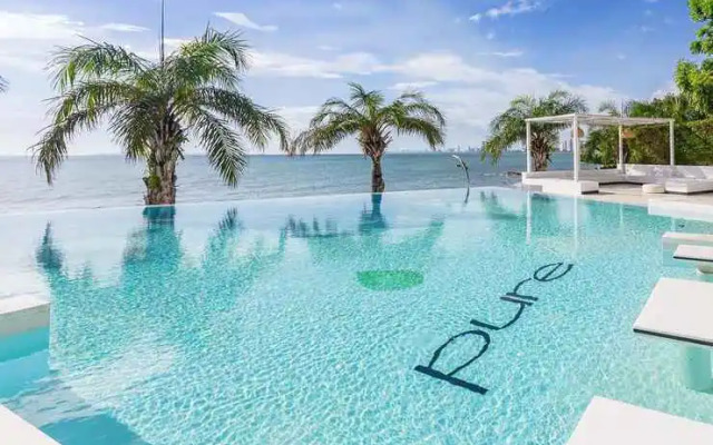 Ocean Beachfront Smart Unit