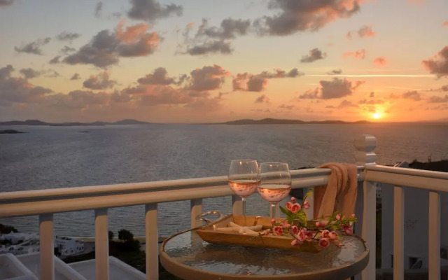 Amelie Suites
