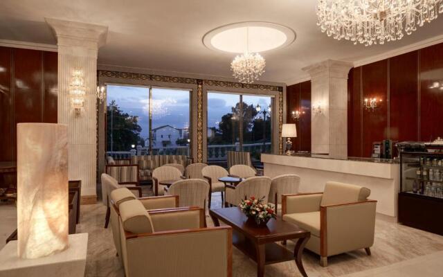 GoldOne Hotel & Suites