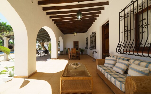 Book It Villa Moraira Caprice