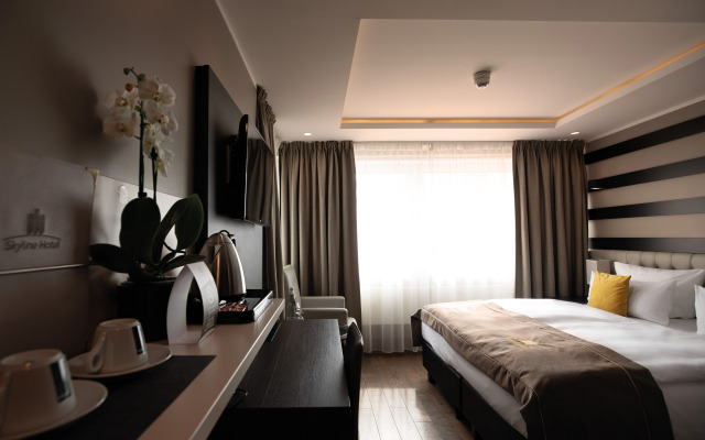 Skyline Hotel