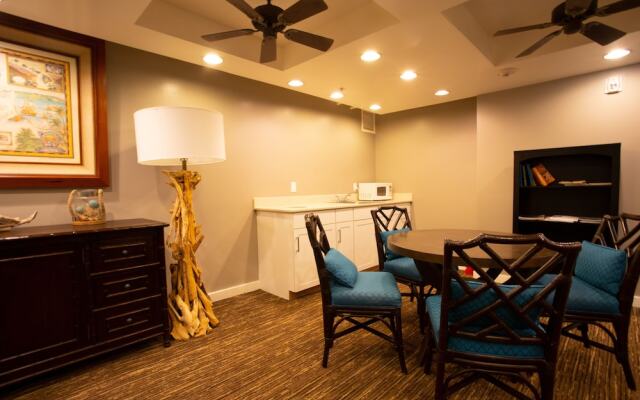 2417 @ Oceanfront Resort Lihue, Kauai Beach Drive
