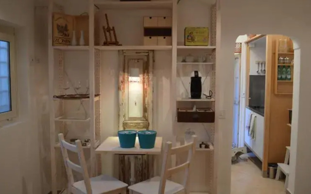 Dragonfly Cottage Poerio