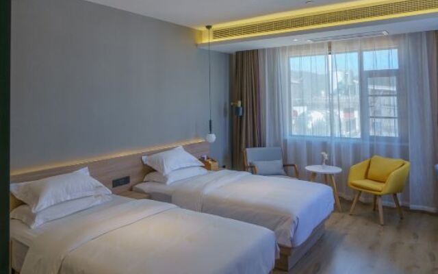 Manring Hotel