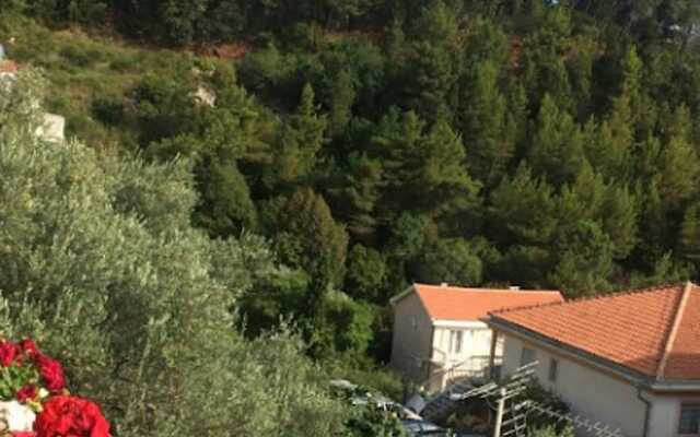 Levantin Inn 12 Room N12