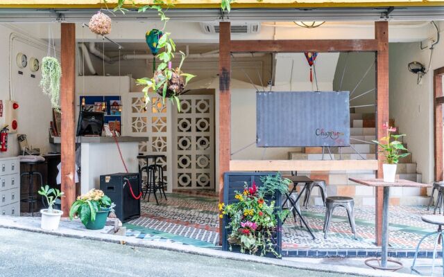 Okinawa Guest House Chanpuru - Hostel