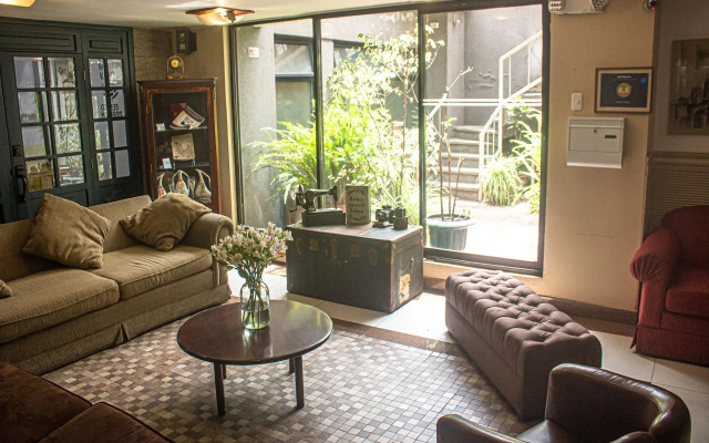 Filatelia Suites & Travel
