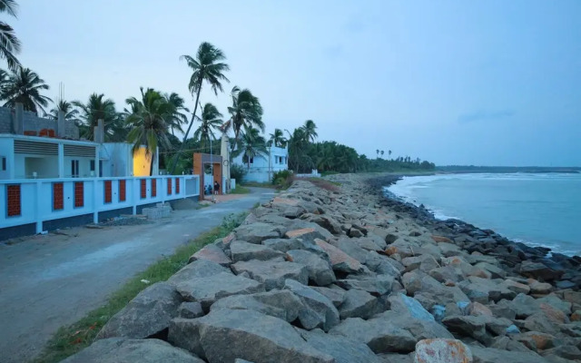 Azhagu Beach Resort