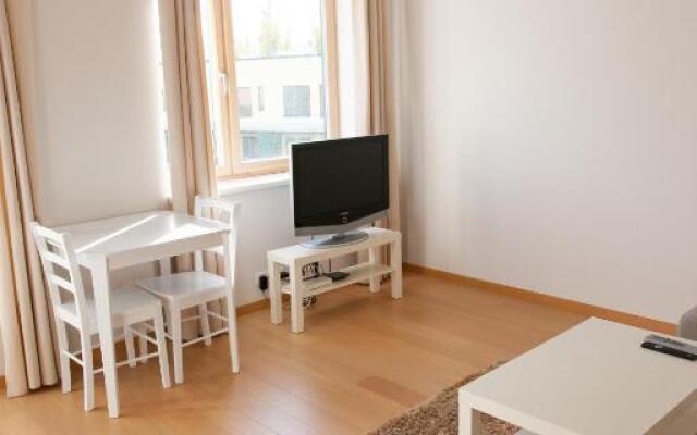 Modern & luxurious 1BR guest apartment near Talllinn Airport