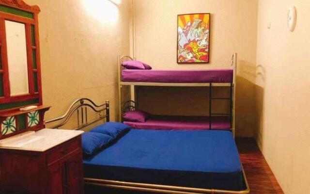 Backpacker Cozy Corner Guesthouse (SG Clean Certified)