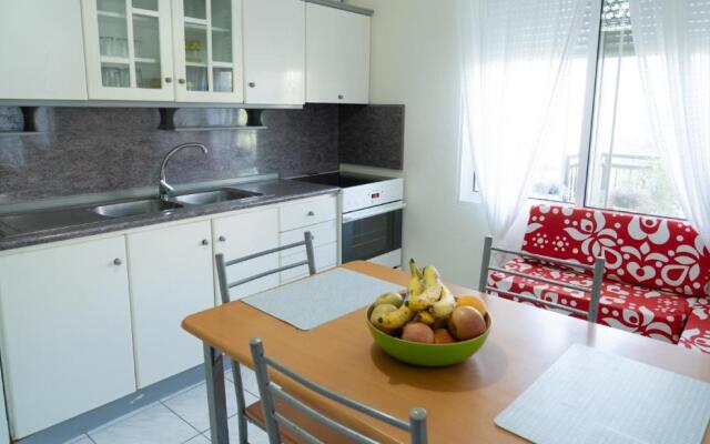 Melanthi Apartment