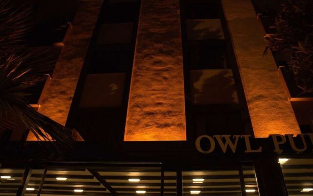 Orange Owl Hotel